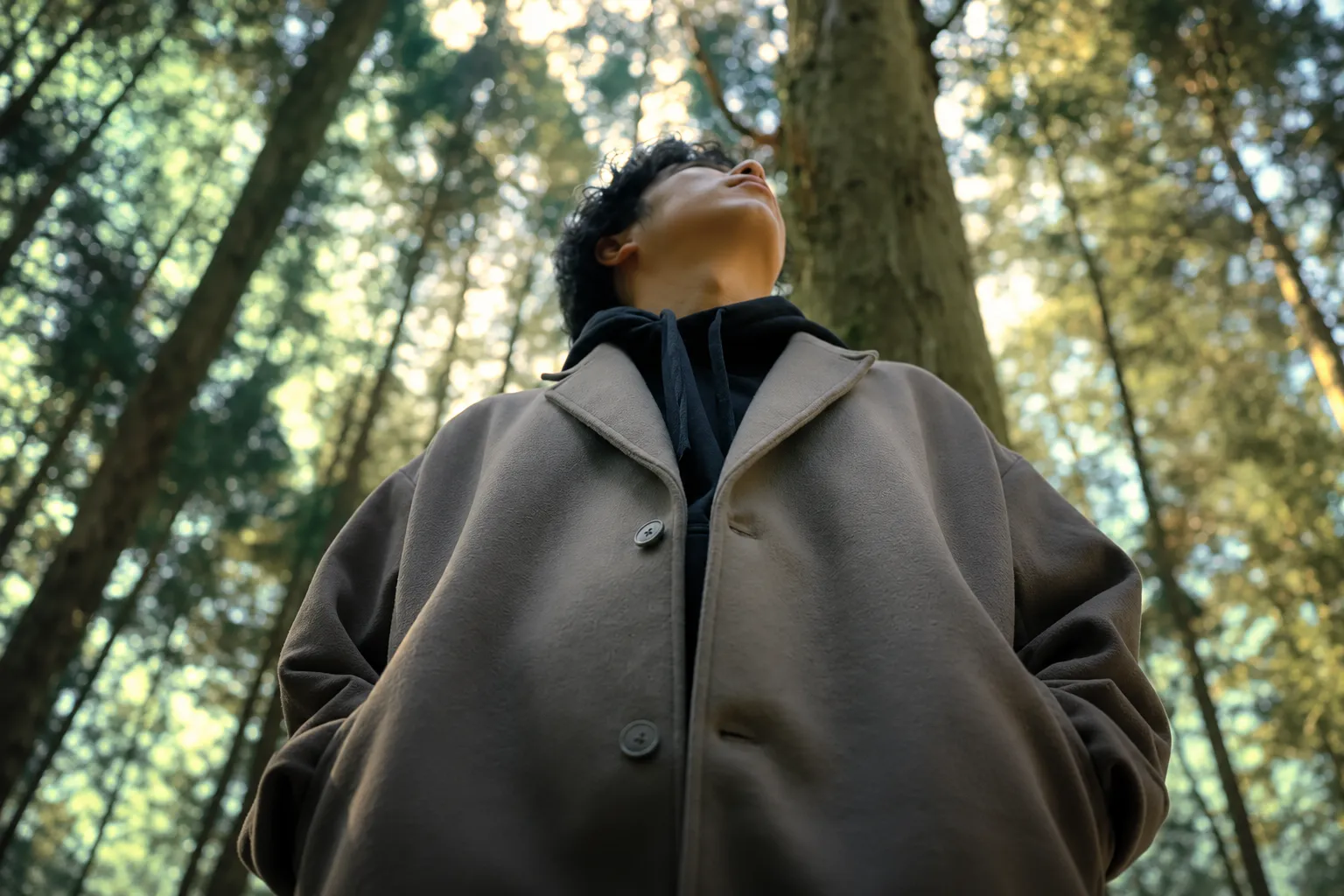 NAGA 翠葉森林主題視覺:伍伍慧置身林間